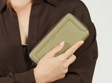 Lyric Wallet Eucalyptus
