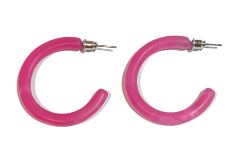 Small Curved Hoop Earring BLACK