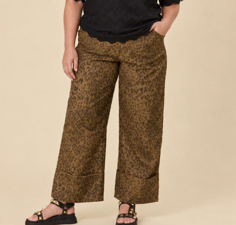 Sahara Barrel Jeans - Panther