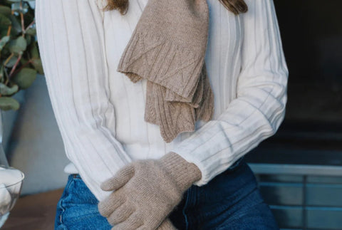 Hothman Cashmere Gloves- Walnut
