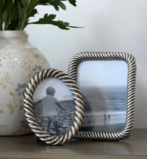 Rope Round Edge Photo Frame 4x6"