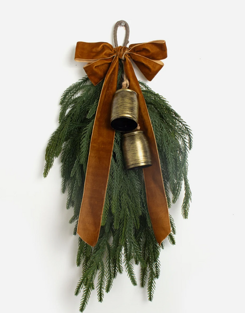 Bells & Bow Teardrop Gold/Tobacco